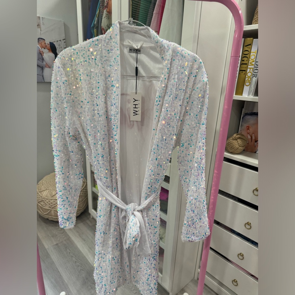 Sequin Barbie Bride Robe - Picture 4 of 4
